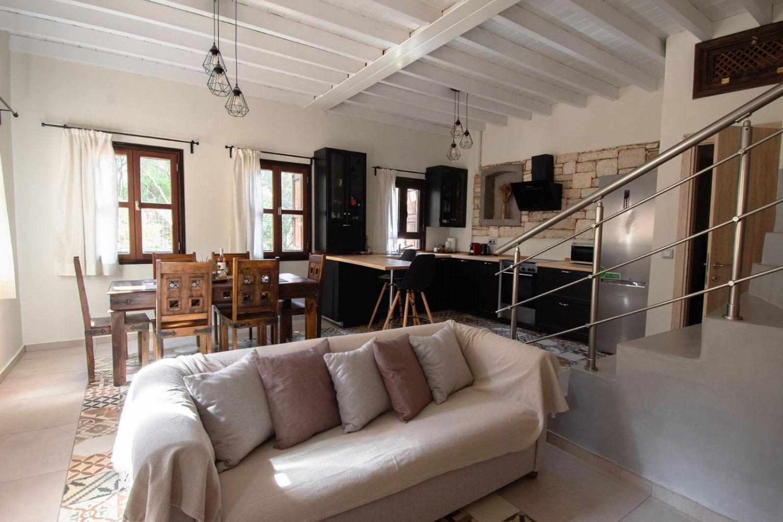 Kavos House Megisti